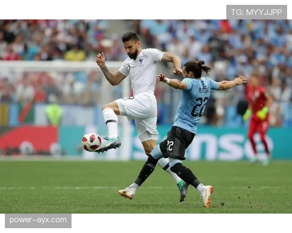 吉鲁赛场火力全开:高强度对抗下的关键表现解析 吉鲁赛场火力全开:高强度对抗下的关键表现解析