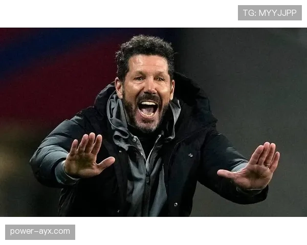 西蒙尼训练法揭秘：锻造球队韧性与战斗精神的成功之道