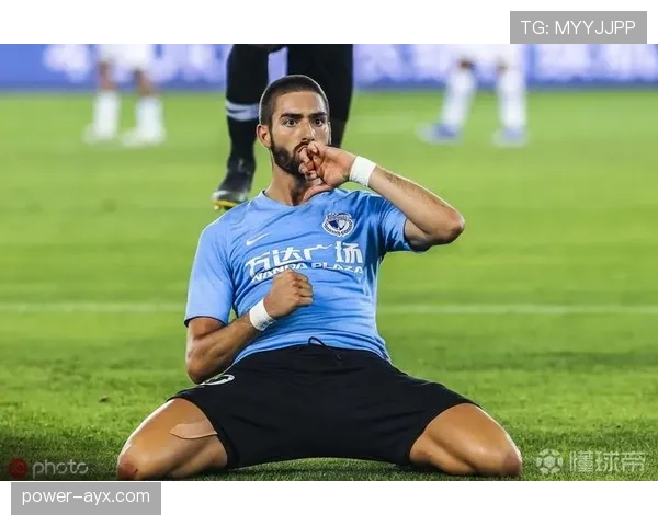 埃里克森助攻稳健显领袖风范，助球队逆转取胜