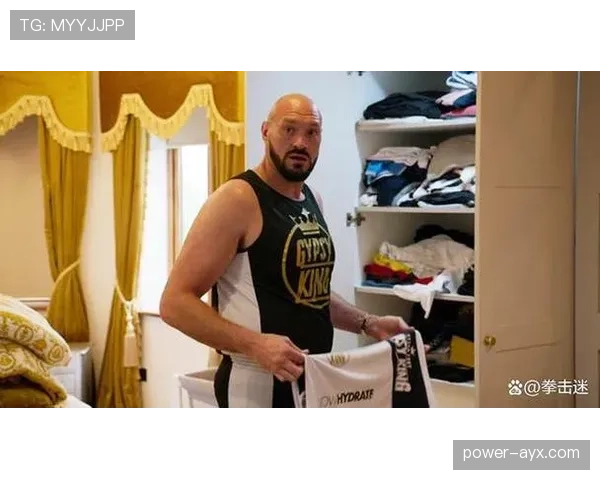 泰森·富里把私人飞机当出租车那气场，隔着屏幕都能听见钱包哀嚎